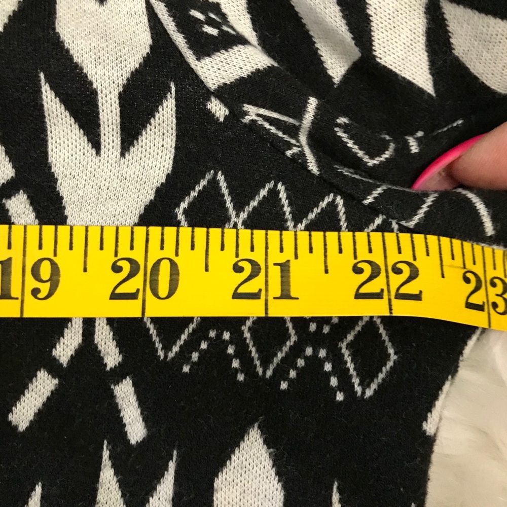 Aztec Patterned Sweatshirt - image 5